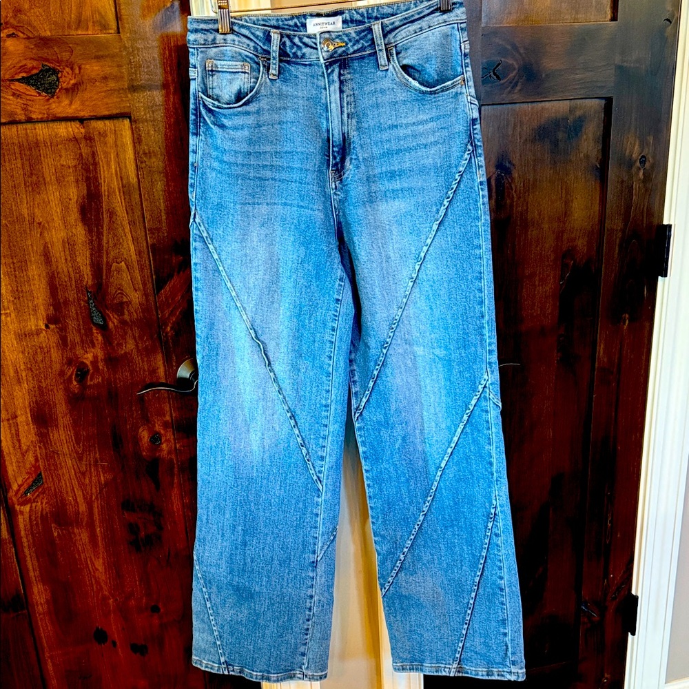 NWOT and RARE boutique hippie chick jeans M